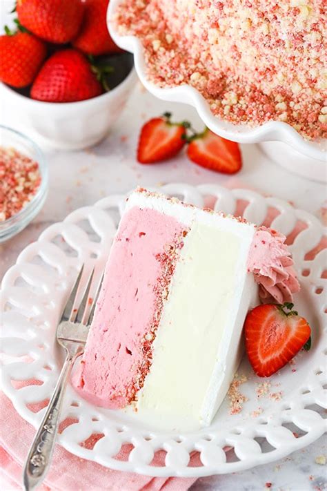 Strawberry Crunch Ice Cream Cake | Life, Love and Sugar