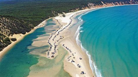 Heads-up: Double Island Point a carpark of tourists | The Courier Mail