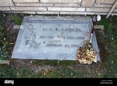 Celebrity final resting places - Forest Lawn Memorial Park Hollywood ...