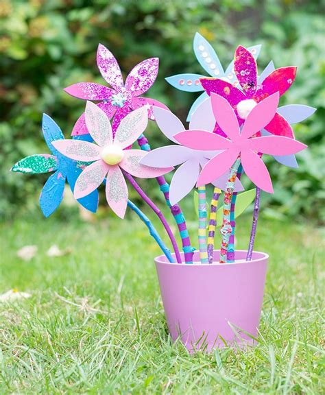 Whimsical Flower Craft | AllFreeKidsCrafts.com