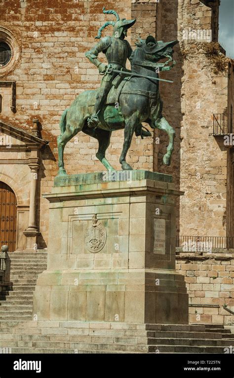 Pizarro equestrian statue made in bronze at the Plaza Mayor (Main ...