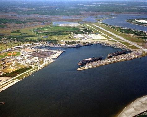 Mayport, Florida: Old Fishing Village Next To Modern Naval Base