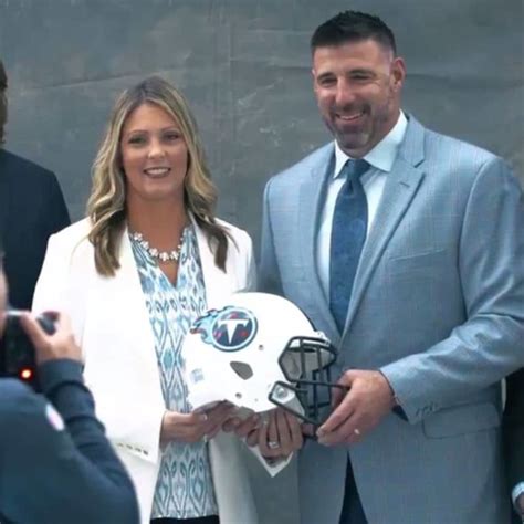 Mike Vrabel is Married to Wife: Jen Vrabel. Kids - wifebio.com