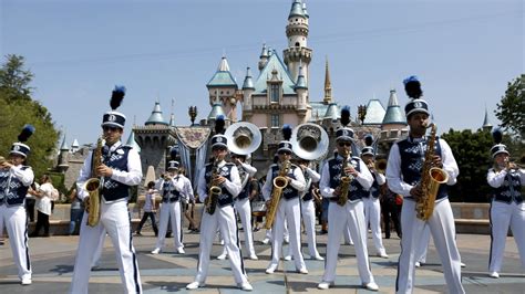 Disneyland Band Returns to Main Street Tomorrow - MickeyBlog.com