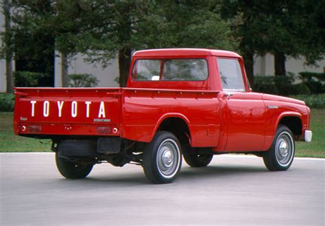 Photos of Toyota Stout (RK100) 1964–68