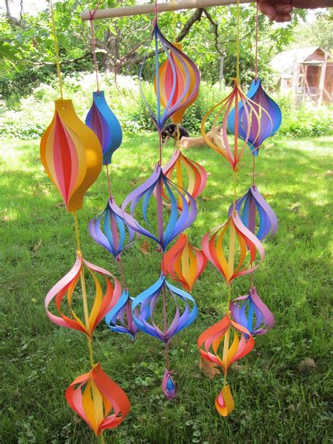 paper mobiles! | paper mobiles I made for bco craft swap. th… | Flickr Kids Crafts, Summer ...