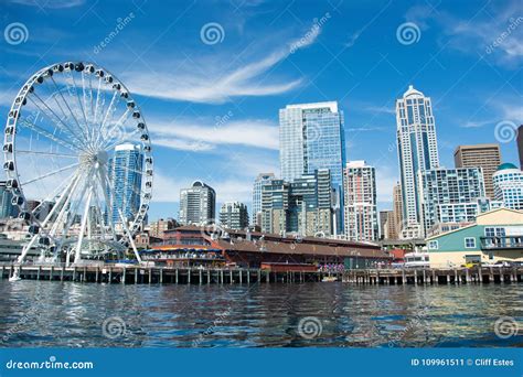 Ferris Wheel on Seattle Waterfront Stock Image - Image of skyline, city ...