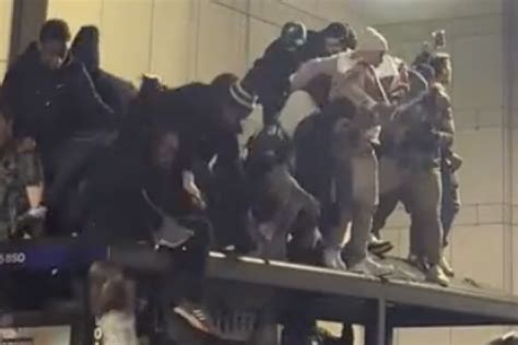 Eagles fans celebrate Super Bowl berth by falling through bus stop ...