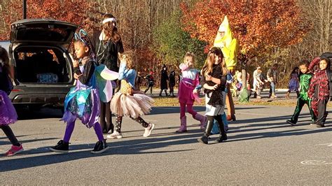 Halloween Parade 2022 @ Freya's School - YouTube