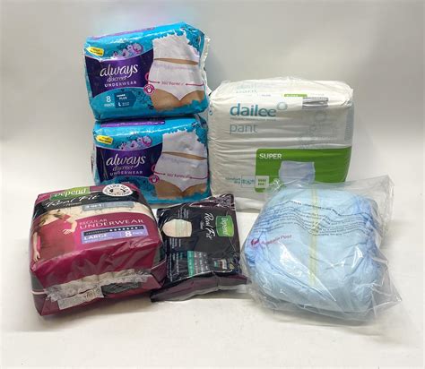 Lot - A group of adult diapers various brands