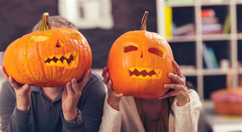 6 Tricks to Keep Your Halloween Cavity Free | North Seattle Dental