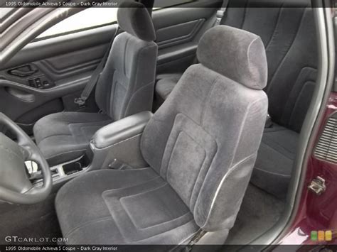 Dark Gray Interior Photo for the 1995 Oldsmobile Achieva S Coupe #45445775 | GTCarLot.com