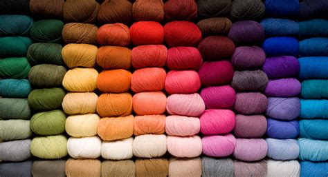 Best Types of Knitting Yarn - Grandma Knits