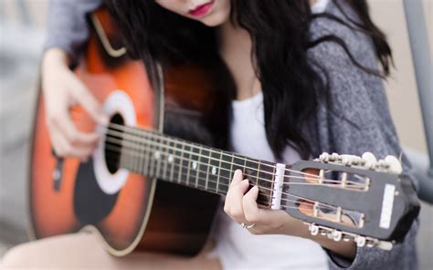 130+ Cool Stylish Profile Pictures for Facebook for Girls with Guitar