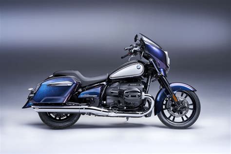 BMW launches R 18 Transcontinental and R 18 B: Tourer and Bagger in ...