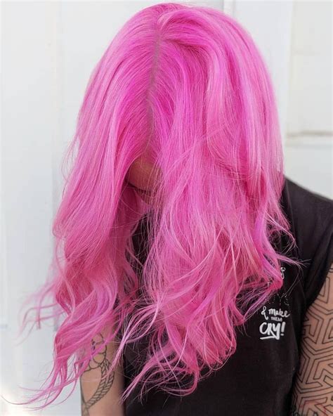 this perfectly pink neon thooo ️💗#PRAVANAVIVIDS b | Hot pink hair, Hair inspo color, Girl short hair