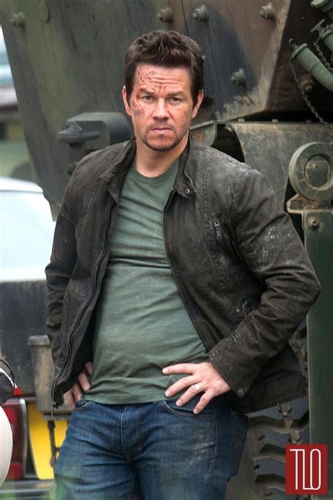 Mark Wahlberg Talks Human Element Of Transformers 4 - Transformers News - TFW2005