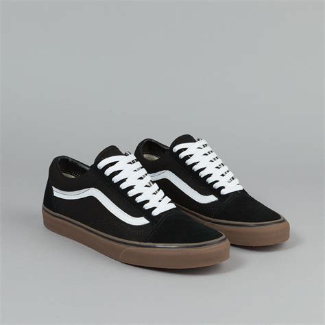 Vans Old Skool Shoes - (Gumsole) Black / Medium Gum | Flatspot