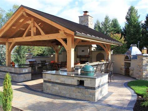 40 Outdoor Kitchen Pergola Ideas for Covered Backyard Designs