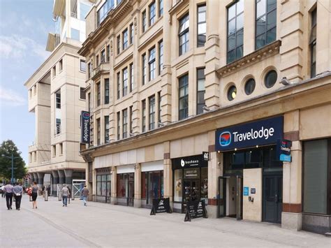 Hotel TRAVELODGE CARDIFF CENTRAL QUEEN STREET - 3 HRS star hotel in ...