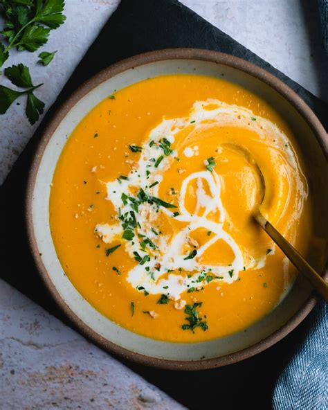 Easy Butternut Squash Soup – A Couple Cooks