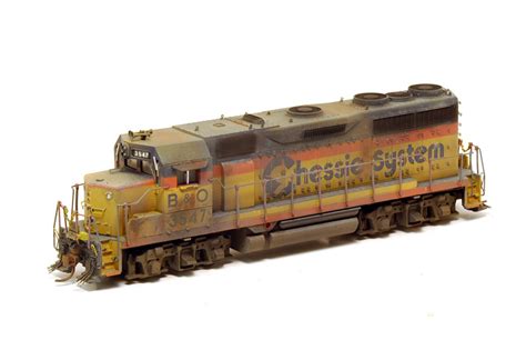 HO Scale Diesel and Rolling Stock Weathering and Detailing