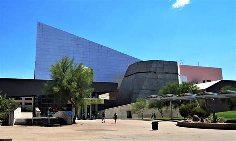 Arizona Science Center - Phillips Overhead Inc