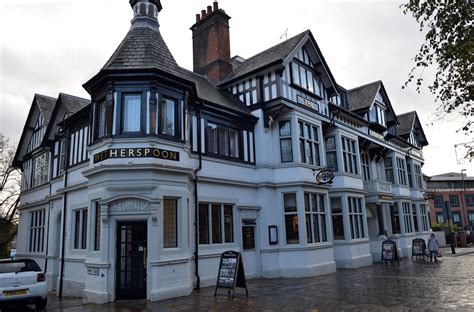 Chesterfield town centre pub applies for pavement drinking licence | Derbyshire Times