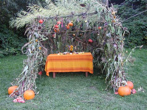 A Sukkot Campout...At School! - A Mountain Hearth