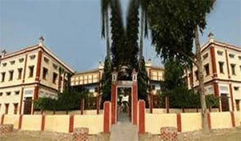 DAV Degree College Varanasi - Varanasi Tourism Information | All About ...