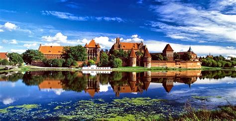 5-five-5: The Malbork Castle (Malbork - Poland).