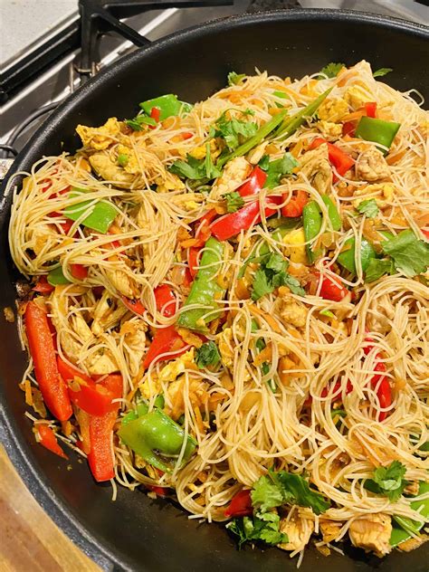 Singapore Noodles Quick, Easy and Delicious recipe