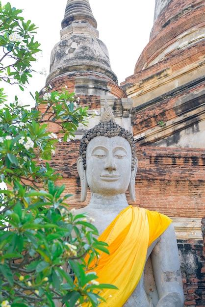 Premium Photo | Ancient city of ayutthaya thailand