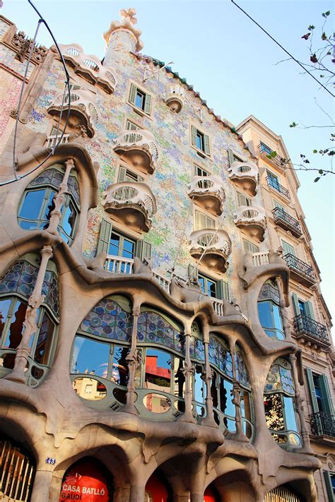 Gaudi's Casa Batlló - The fascinating house with [almost] no straight lines • The Petite Wanderess