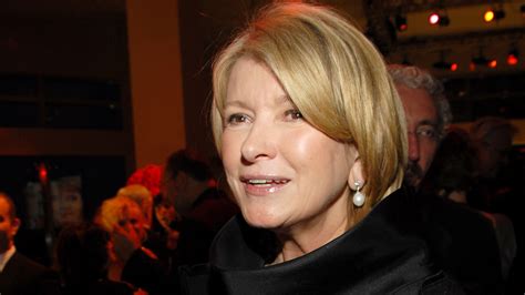 Martha Stewart's Thanksgiving Table Features Turkey In More Ways Than One