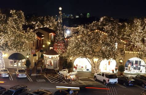 Holiday Lights Tour | Christmas Lights Tour | Limo | Party Bus | Dallas