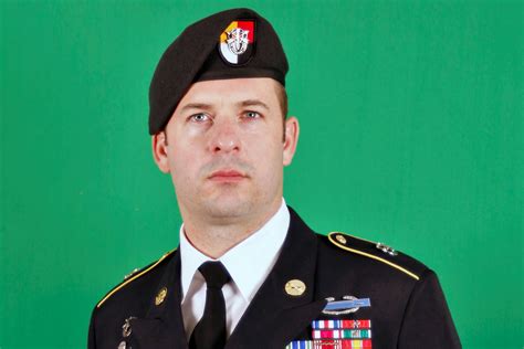 Active-Duty Green Beret to Receive Medal of Honor for Heroic Afghanistan Rescue | Military.com