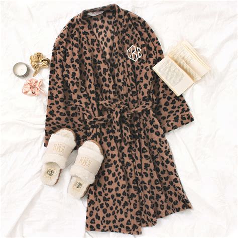 Personalized Leopard Print Fleece Robe – Marleylilly