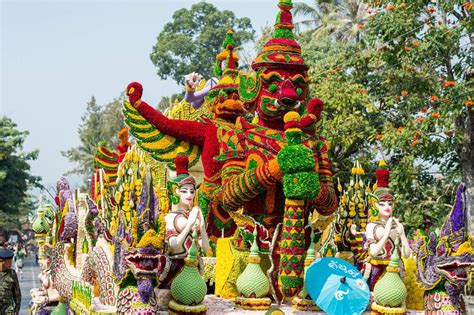 Chiang Mai Flower Festival - 2019 Dates & Location of Parade, Thailand