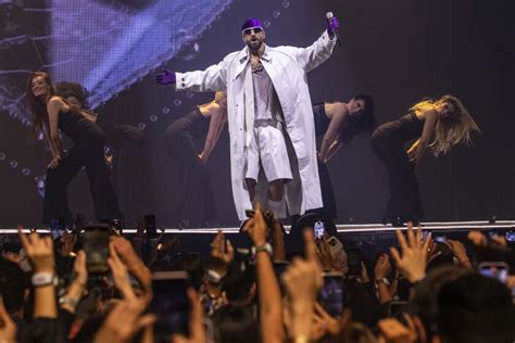 Maluma at Allstate Arena review: Singer gets emotional in vibrant show - Chicago Sun-Times