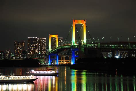 Rainbow Bridge, Tokyo, Japan. 3,840px × 2,560px : reddit.com