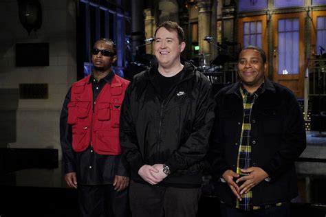 SNL fans are roasting 'cringe' Shane Gillis monologue | What to Watch