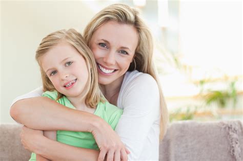 6 Ways to Ensure a Strong Family as a Single Parent - Family Good Things