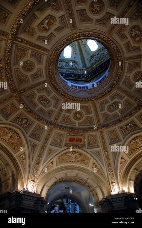 Interior of the Kunsthistoriches Museum (Art History Museum) in Vienna ...