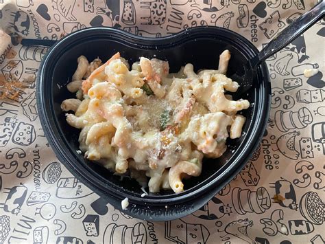 The Indy Endorsement: The Buffalo Blue Mac and Cheese at I Heart Mac ...