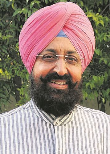 Bajwa asks CM Badal to return ‘Panth Rattan’ award : The Tribune India