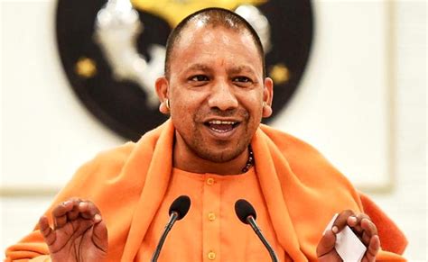 Yogi Adityanath Wiki, Age, Caste, Wife, Family, Biography - WikiBio