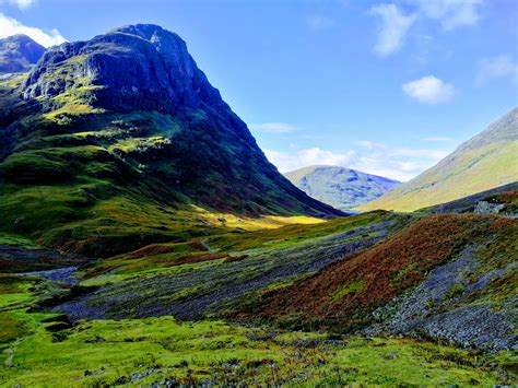 Scottish hills in late summer on the way to Loch Ness, Glen Coe Valley, Scotland [OC][3968x2976 ...