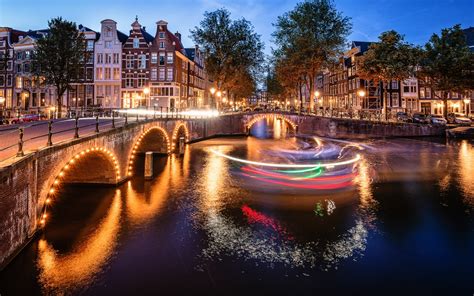 Download wallpaper: Amsterdam by night 1920x1200