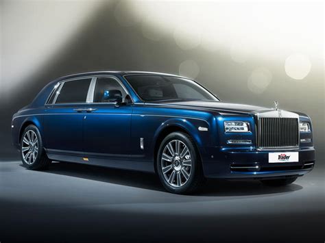 Rolls-Royce Phantom pricing information, vehicle specifications, reviews and more - AutoTrader